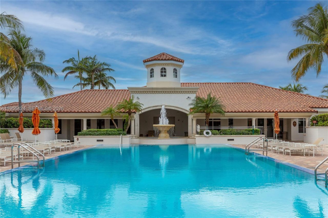 20000 E Country Club Dr, Unit 402, Aventura, FL 33180 Photo