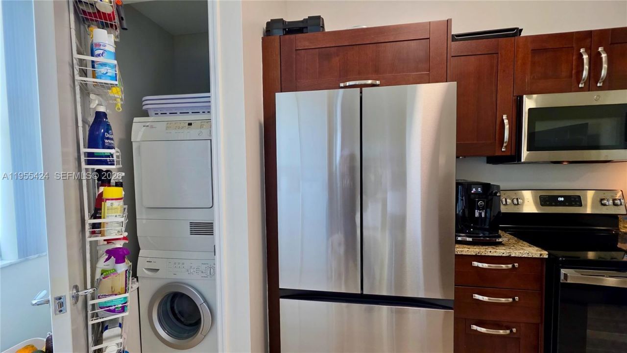 20000 E Country Club Dr, Unit 402, Aventura, FL 33180 Photo