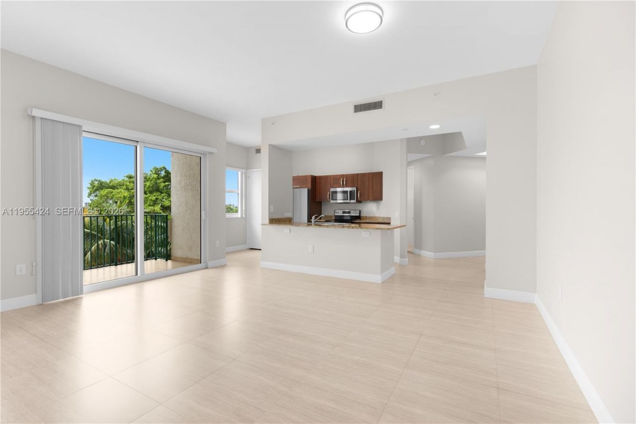 20000 E Country Club Dr, Unit 402, Aventura, FL 33180 Photo