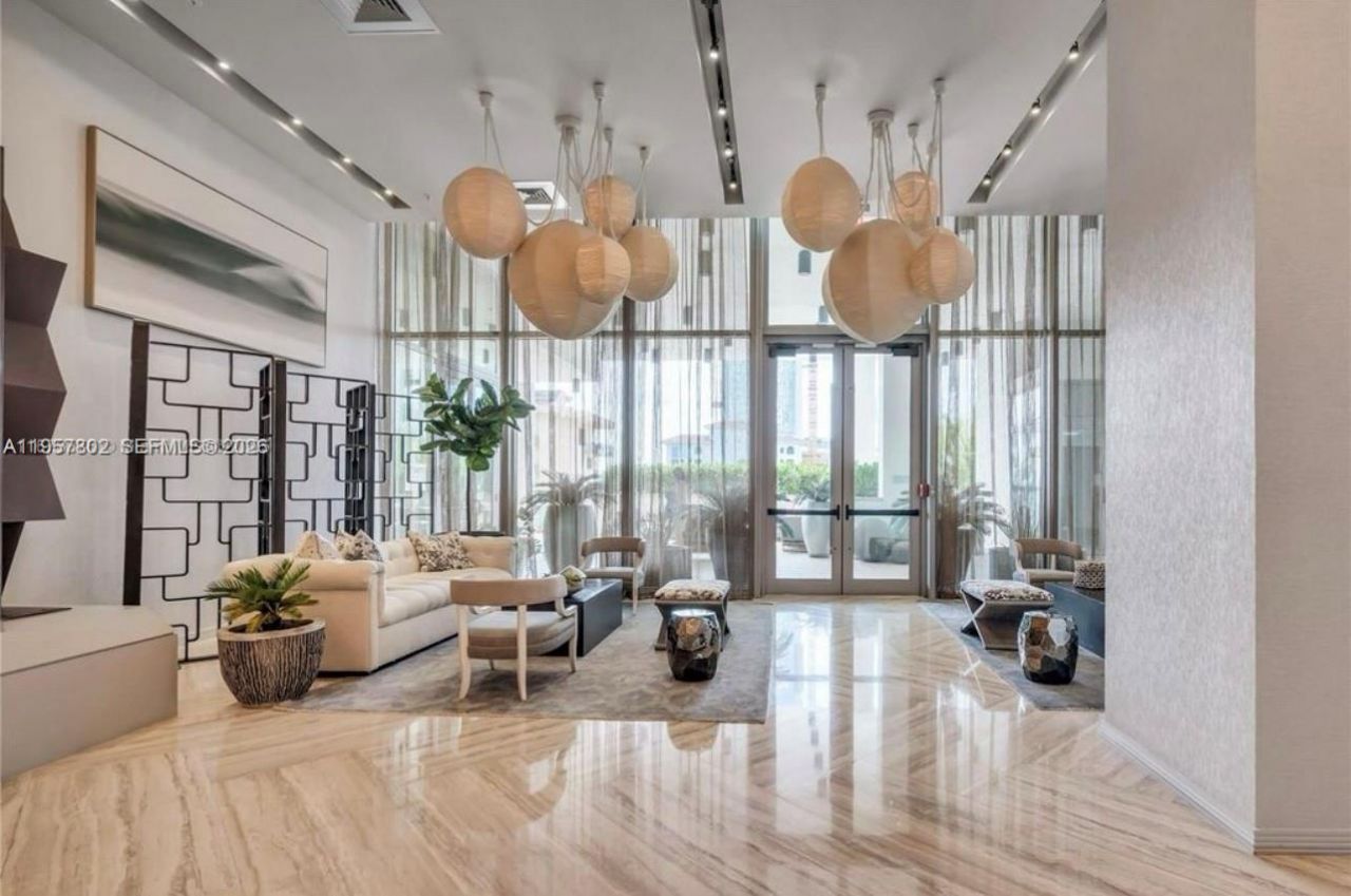 2900 NE 7th Ave , Unit 3301, Miami, FL 33137 Photo