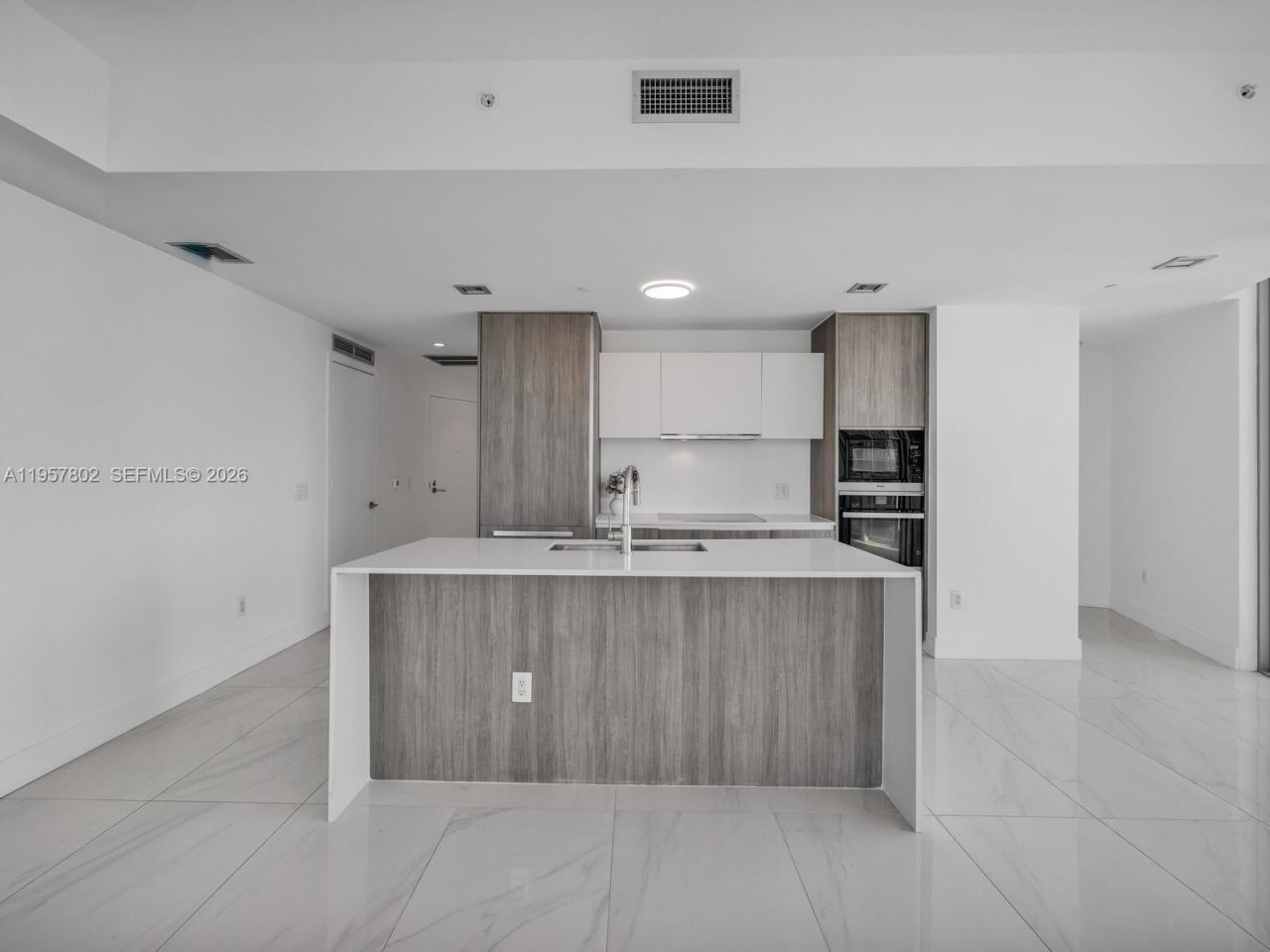 2900 NE 7th Ave, Unit 3301, Miami, FL 33137 Photo