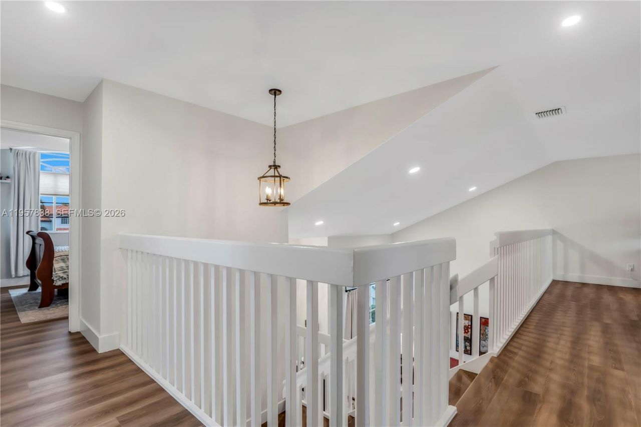 18159 SW 3rd St, Pembroke Pines, FL 33029 Photo