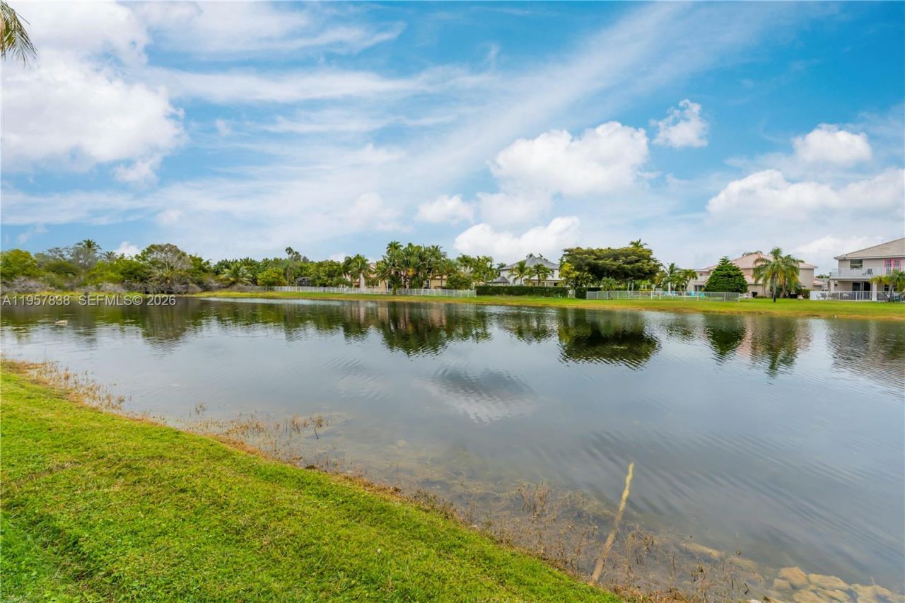 18159 SW 3rd St, Pembroke Pines, FL 33029 Photo