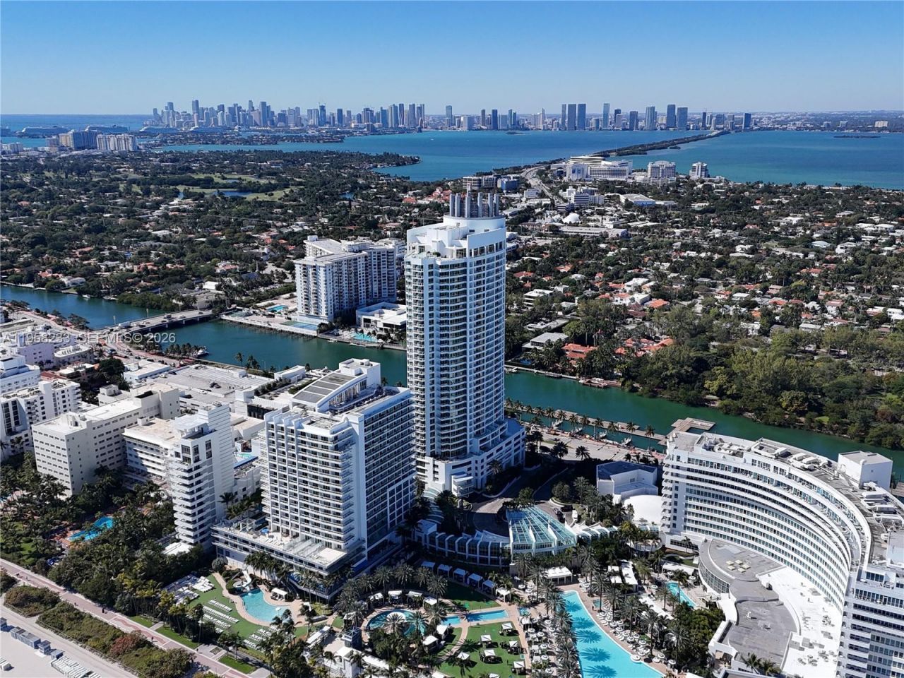 4391 Collins Ave, Unit 1703, Miami Beach, FL 33140 Photo