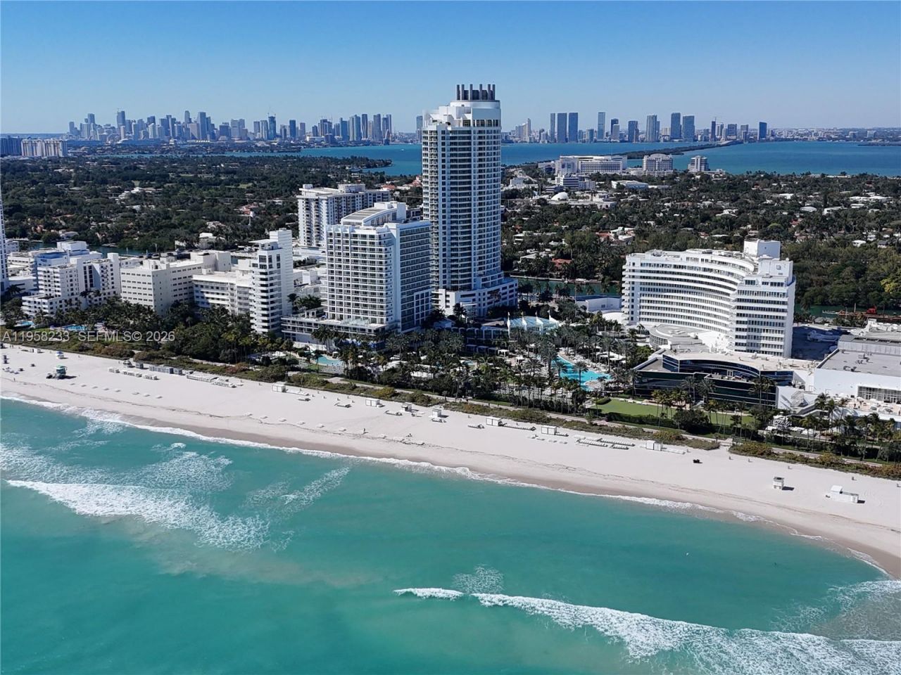 4391 Collins Ave, Unit 1703, Miami Beach, FL 33140 Photo