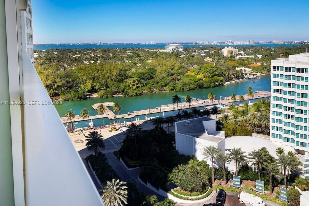4391 Collins Ave, Unit 1703, Miami Beach, FL 33140 Photo