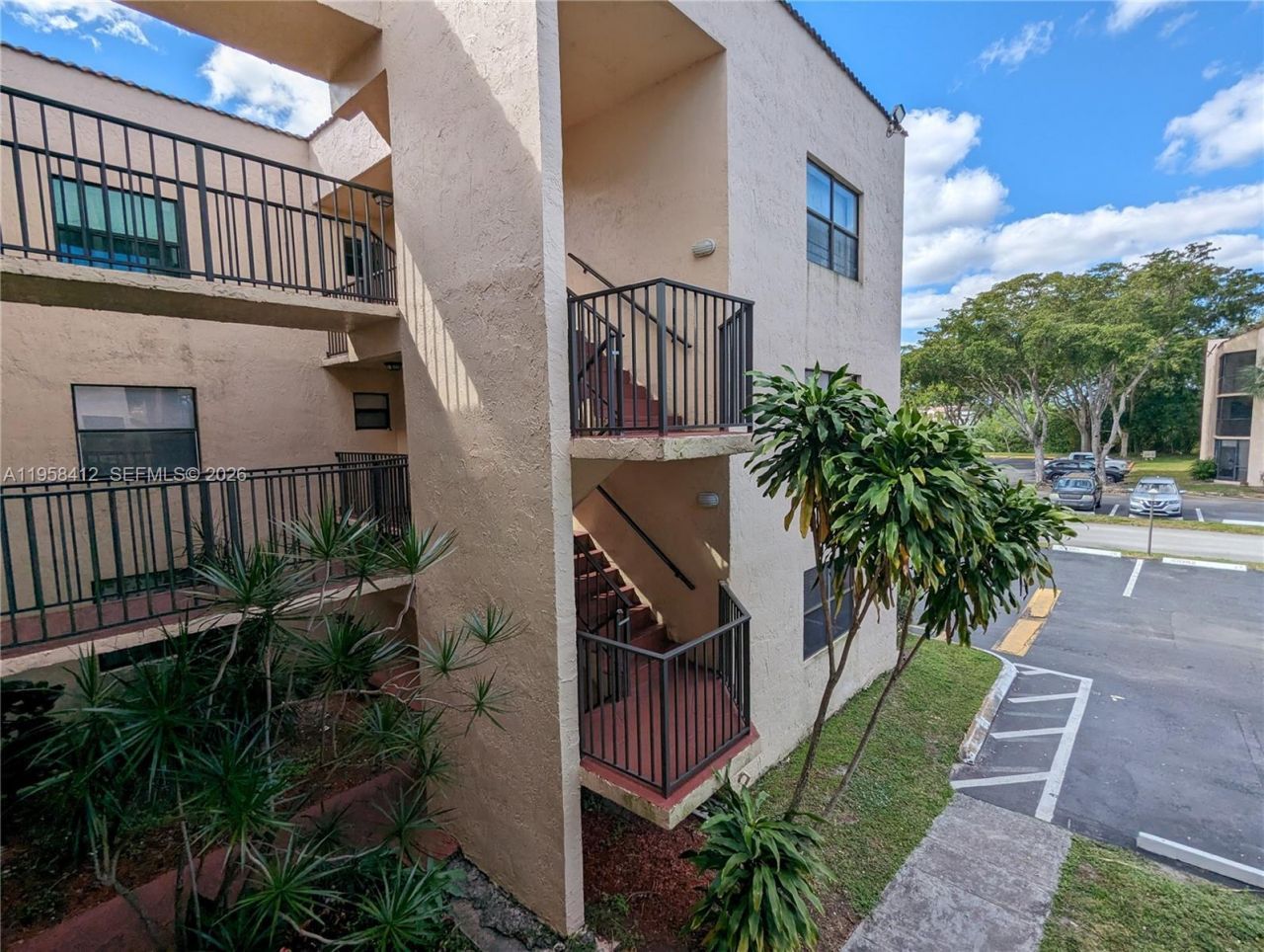 3400 Foxcroft Rd , Unit 213, Miramar, FL 33025 Photo