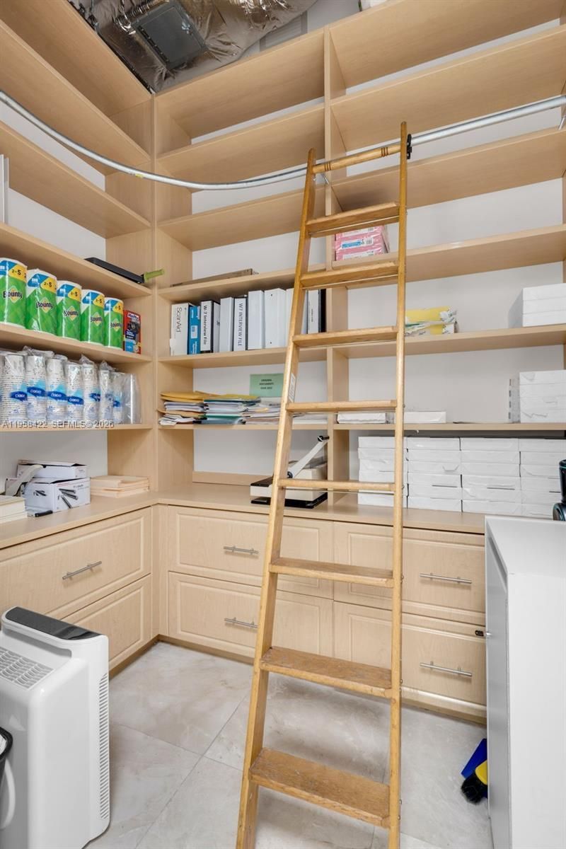 2020 Ponce De Leon Blvd , Unit 1007, Coral Gables, FL 33134 Photo