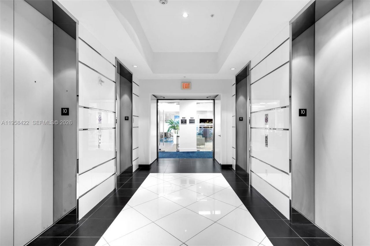 2020 Ponce De Leon Blvd , Unit 1007, Coral Gables, FL 33134 Photo