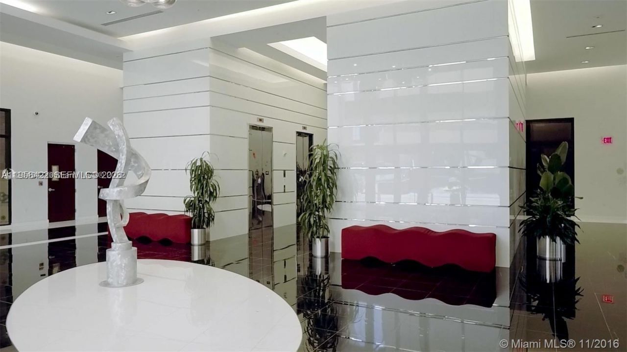 2020 Ponce De Leon Blvd , Unit 1007, Coral Gables, FL 33134 Photo