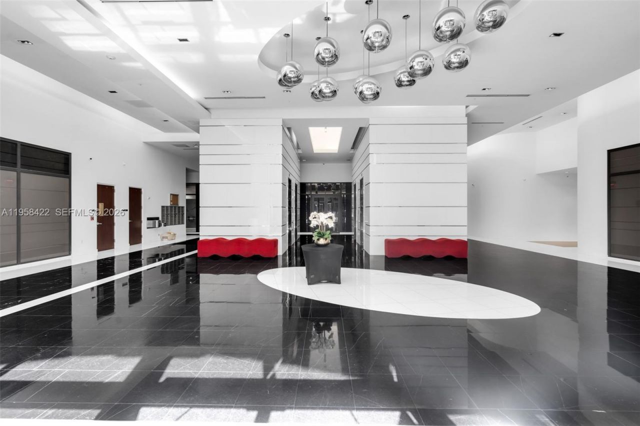 2020 Ponce De Leon Blvd , Unit 1007, Coral Gables, FL 33134 Photo