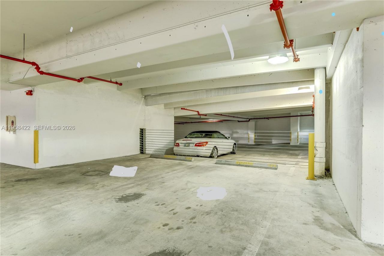 2020 Ponce De Leon Blvd , Unit 1007, Coral Gables, FL 33134 Photo