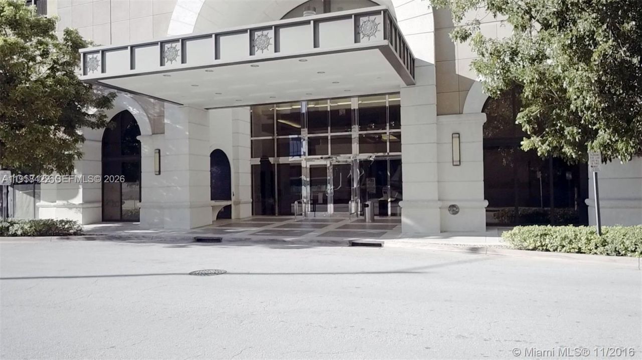 2020 Ponce De Leon Blvd , Unit 1007, Coral Gables, FL 33134 Photo