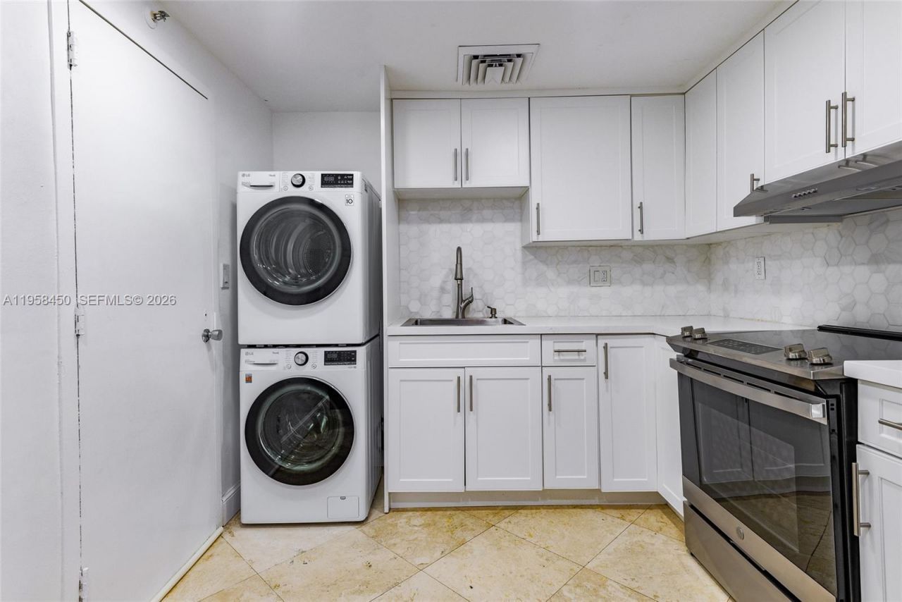 2451 Brickell Ave, Unit PH-M, Miami, FL 33129 Photo