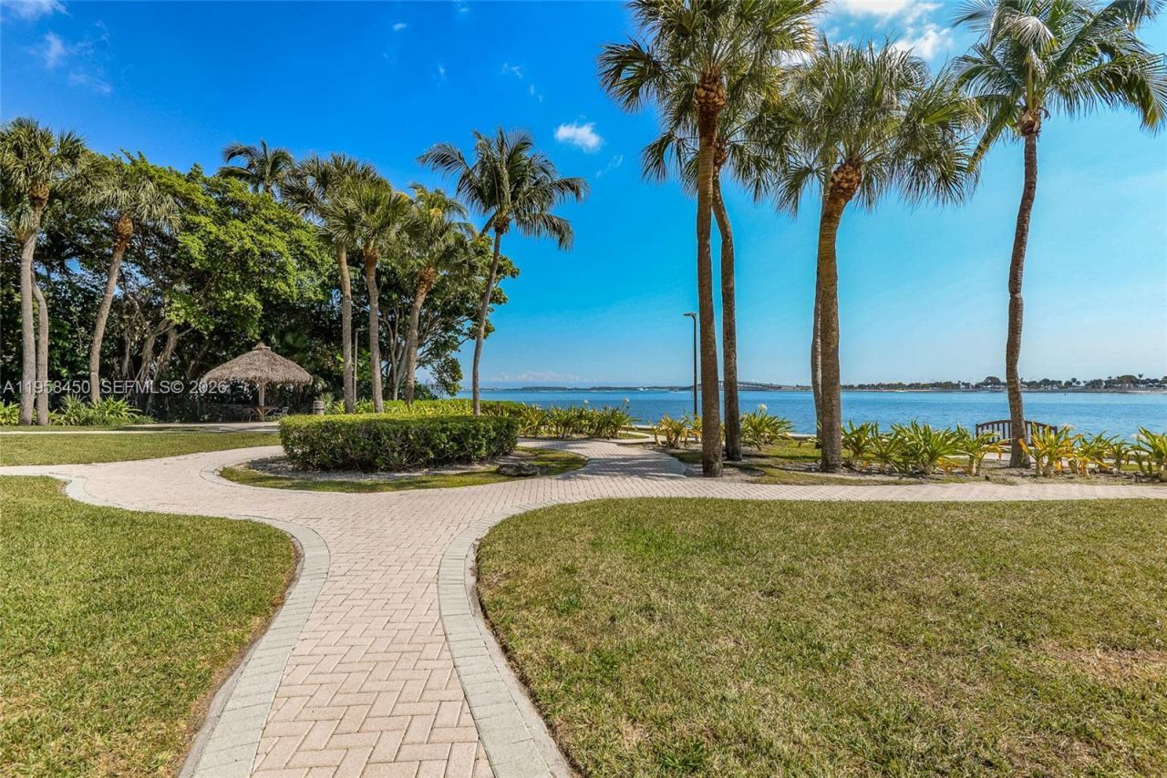 2451 Brickell Ave, Unit PH-M, Miami, FL 33129 Photo