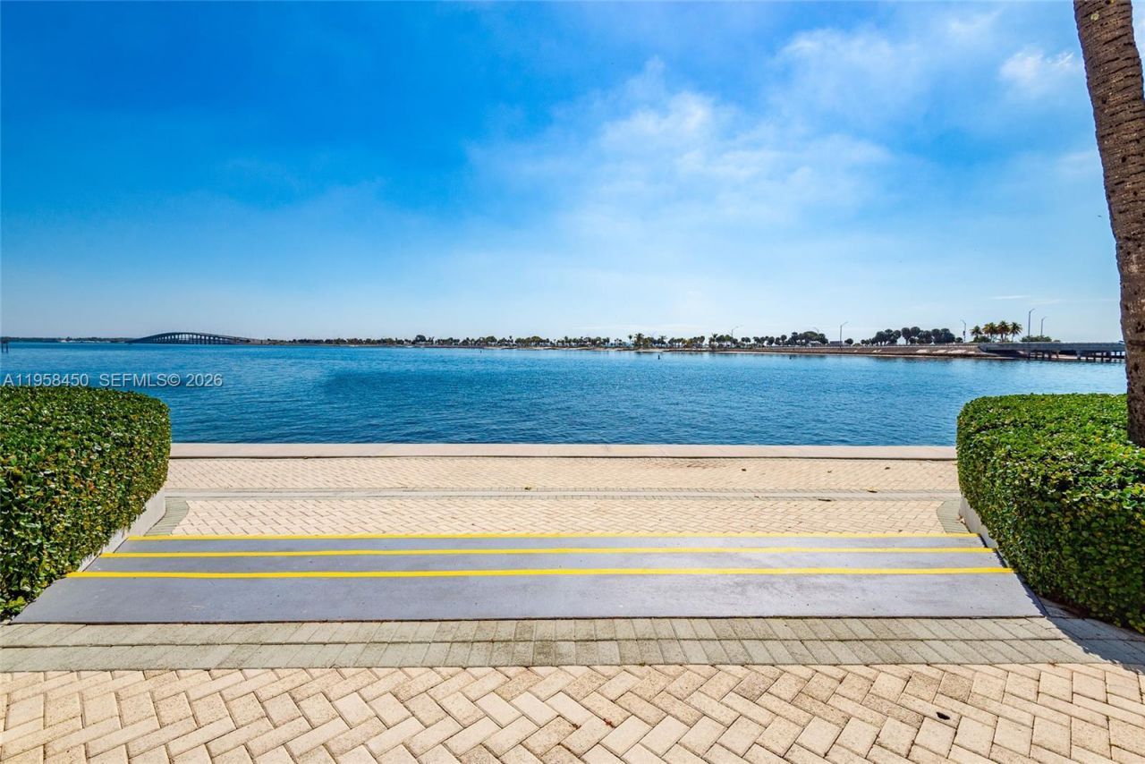 2451 Brickell Ave, Unit PH-M, Miami, FL 33129 Photo