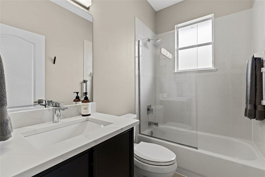 686 Gossamer Wing Way, Sebastian, FL 32958 Photo