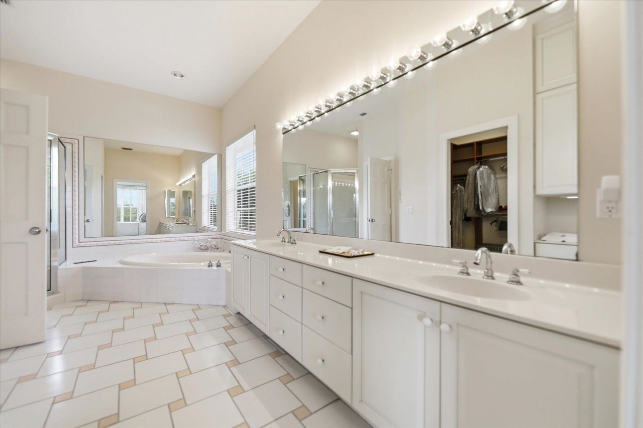 5422 Osprey Ct, Sanibel, FL 33957 Photo