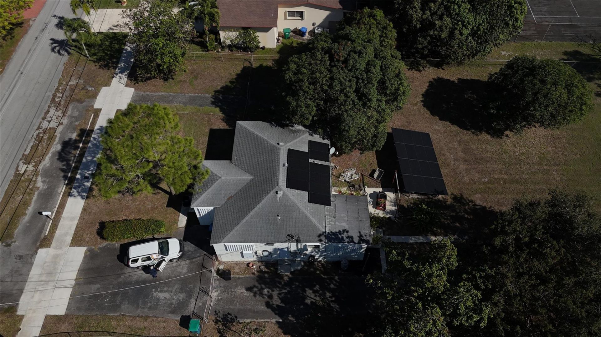 940 NW 151st Street, Miami, FL 33169 Photo