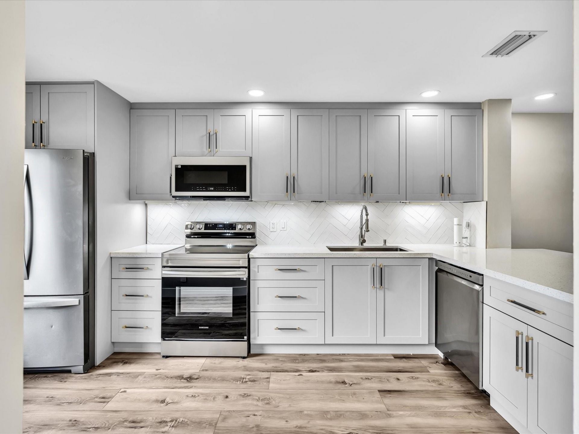 1381 NW 99th Ave, Unit 172, Pembroke Pines, FL 33024 Photo