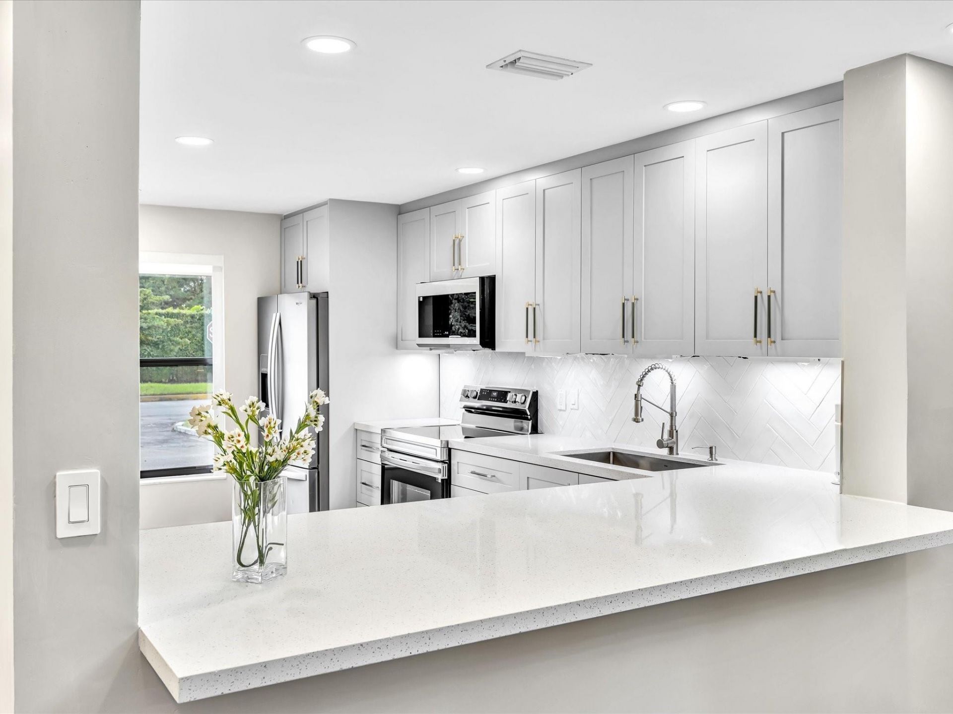 1381 NW 99th Ave, Unit 172, Pembroke Pines, FL 33024 Photo