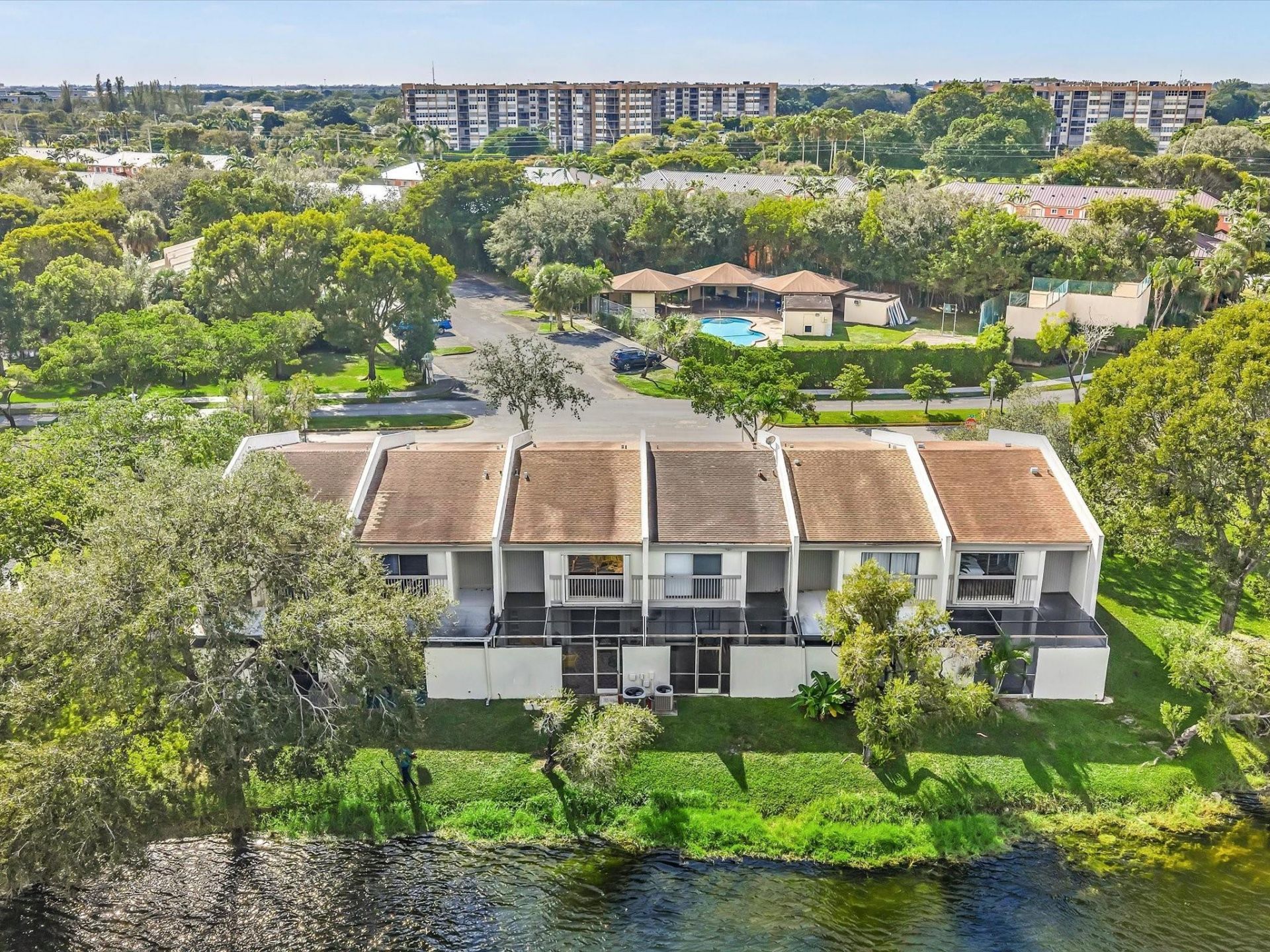 1381 NW 99th Ave, Unit 172, Pembroke Pines, FL 33024 Photo