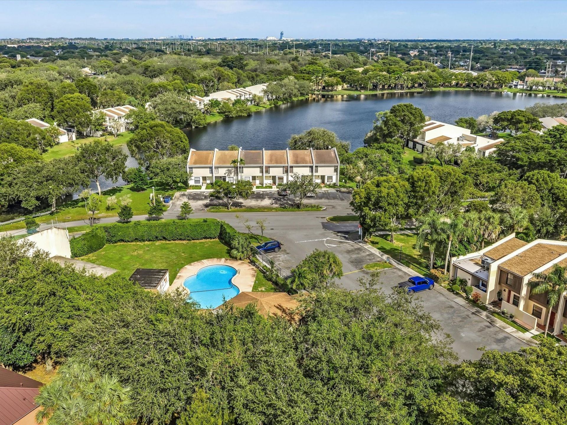 1381 NW 99th Ave, Unit 172, Pembroke Pines, FL 33024 Photo