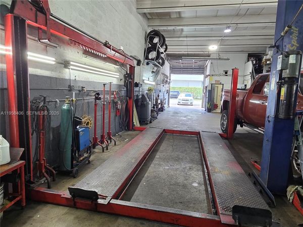 XXXX SW 7th St, Miami, FL 33135