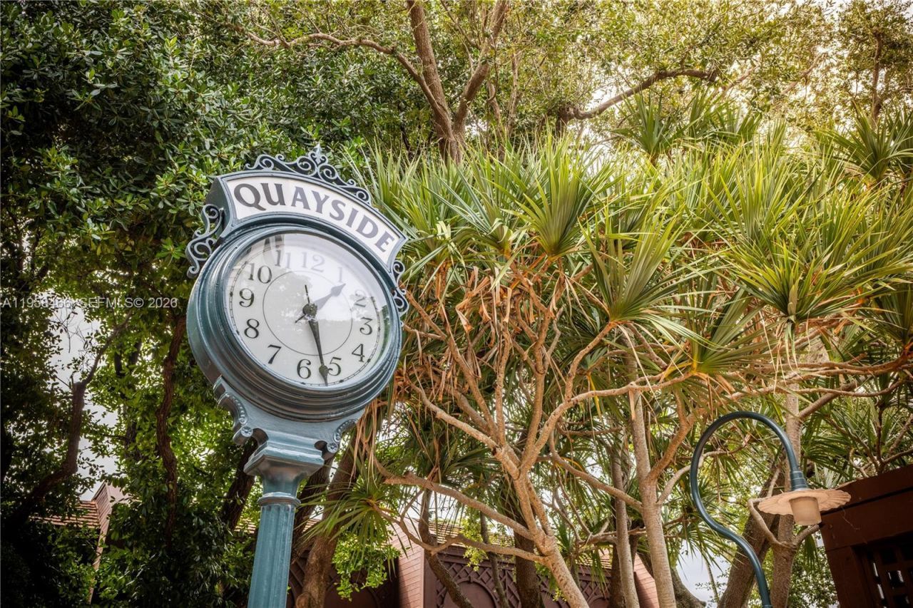 1000 Quayside Ter , Unit 506, Miami, FL 33138 Photo