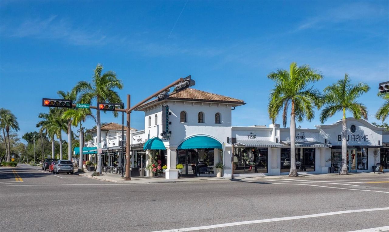 1642 Catalonia Lane, Sarasota, FL 34239 Photo