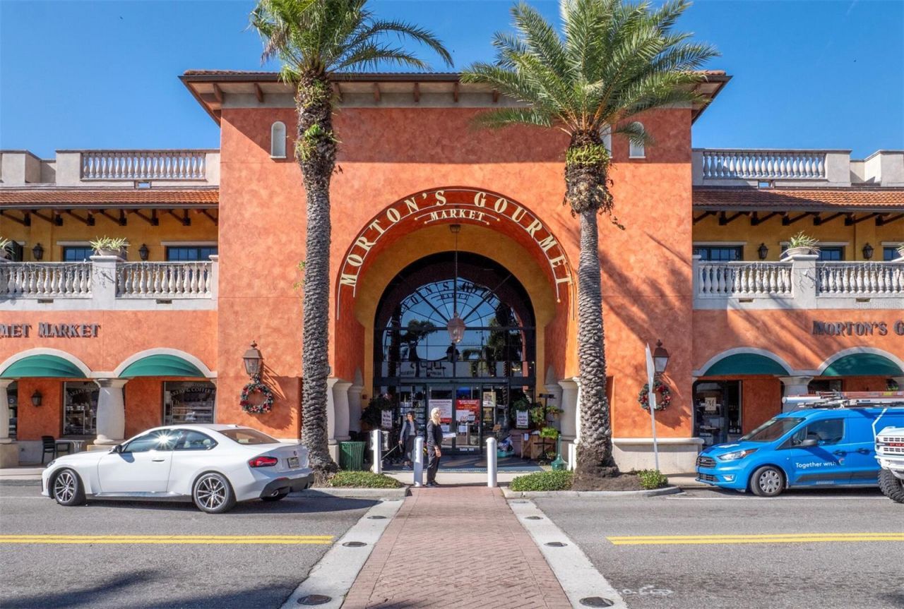 1642 Catalonia Lane, Sarasota, FL 34239 Photo