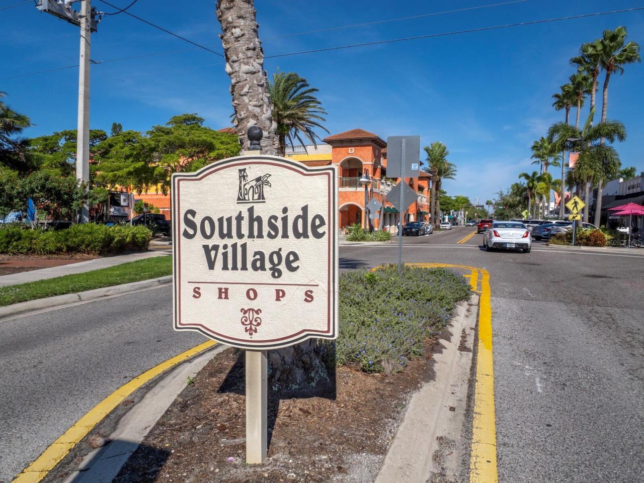 1642 Catalonia Lane, Sarasota, FL 34239 Photo