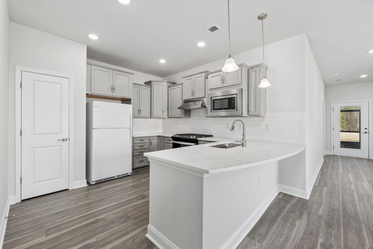 5977 Tramonto St. Photo 10