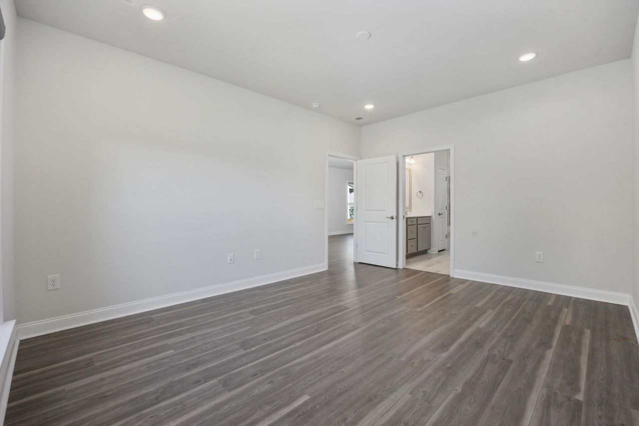 5977 Tramonto St. Photo 13