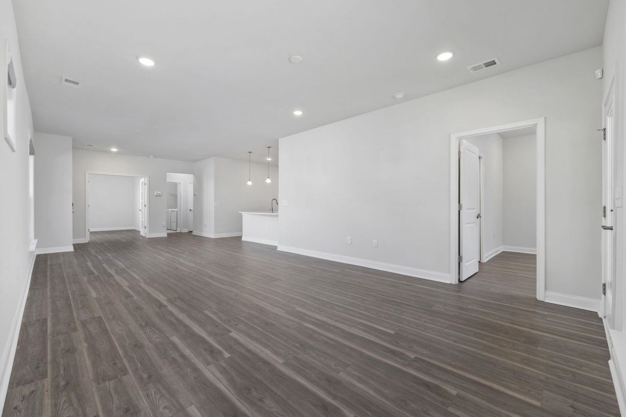 5977 Tramonto St. Photo 6