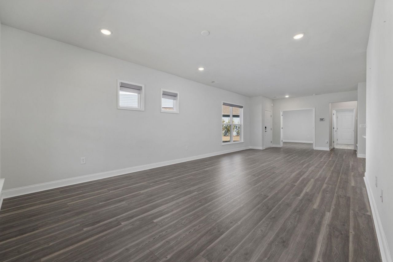 5977 Tramonto St. Photo 7