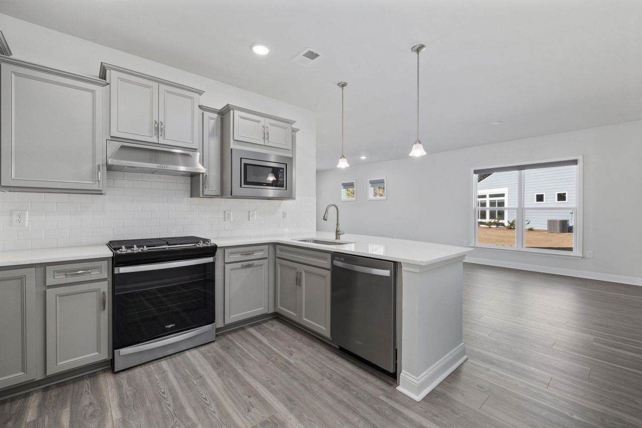 5977 Tramonto St. Photo 8