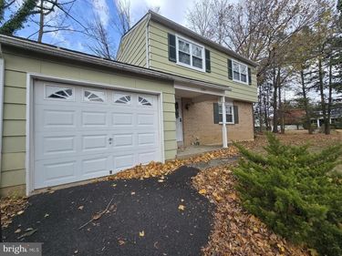 1090 HIGHLAND AVENUE, ABINGTON, PA 19001