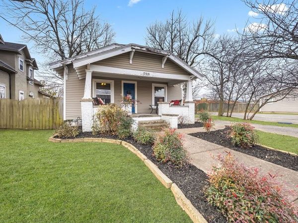 709 W Meadow Avenue, Springdale, AR 72764