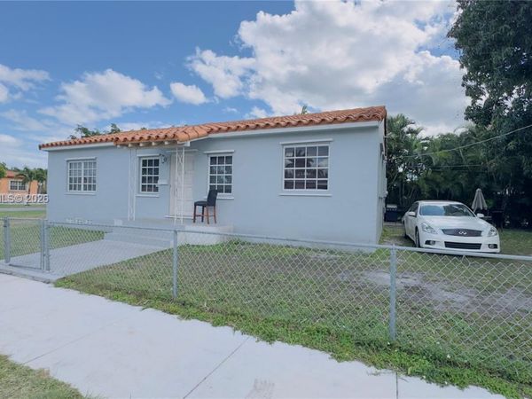 3310 NW 19th Ter, Miami, FL 33125