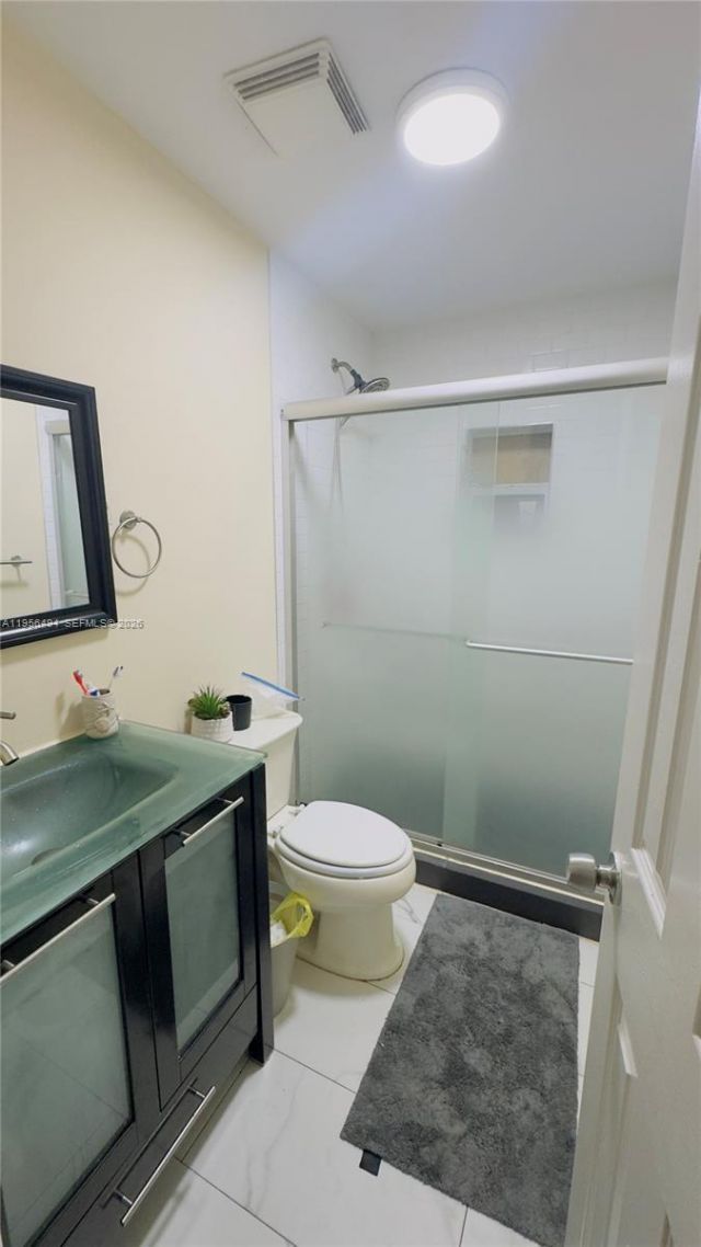 3310 NW 19th Ter, Miami, FL 33125 Photo