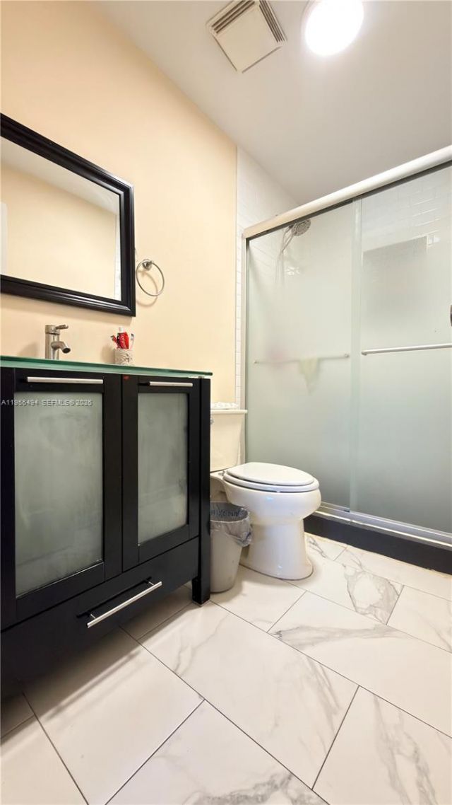 3310 NW 19th Ter, Miami, FL 33125 Photo