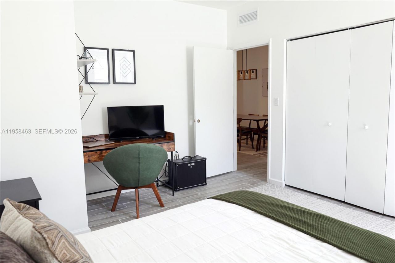 160 NE 57th, Unit B, Miami, FL 33137 Photo