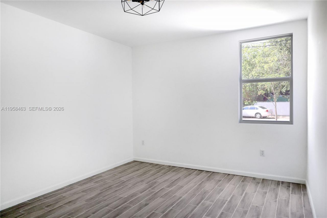 160 NE 57th, Unit B, Miami, FL 33137 Photo