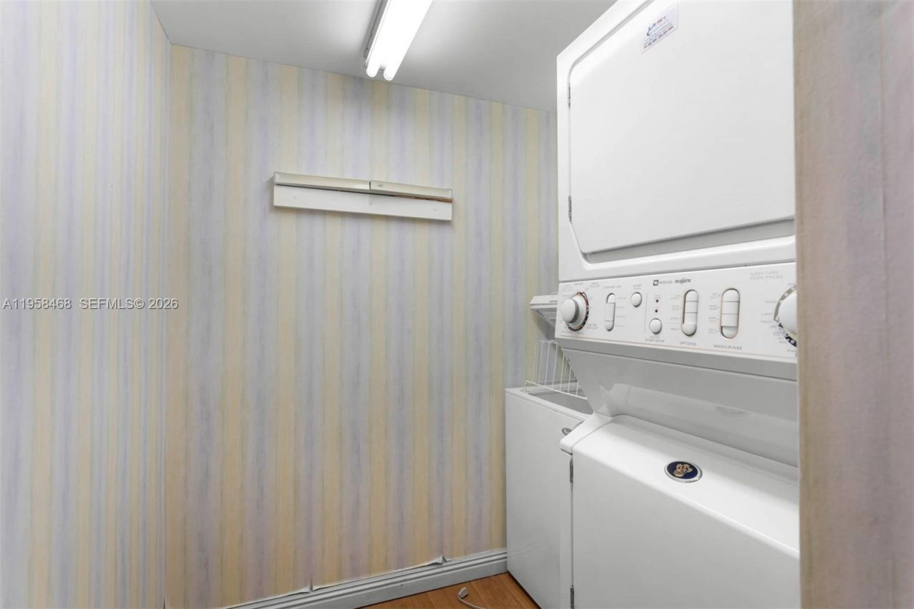 19667 Turnberry Way , Unit 12-E, Aventura, FL 33180 Photo