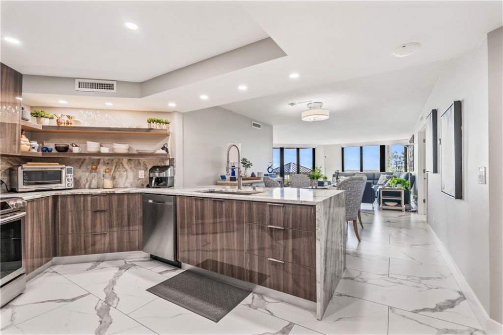 9650 S Ocean Drive, Unit 106, Jensen Beach, FL 34957 Photo