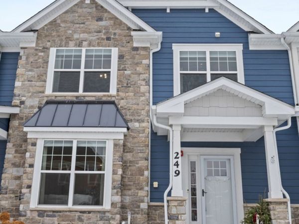 249 Hoffmann Drive, Buffalo Grove, IL 60089