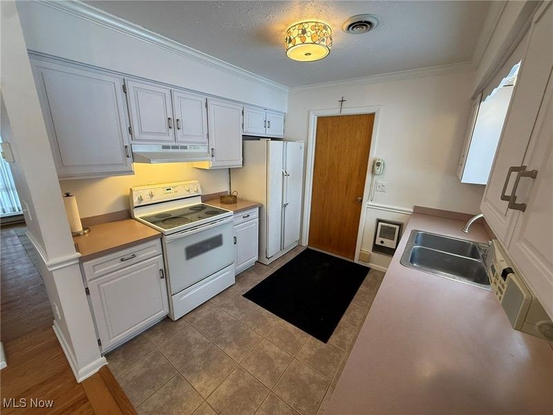 1767 Hillandale Road NE, New Philadelphia, OH 44663 Photo 8