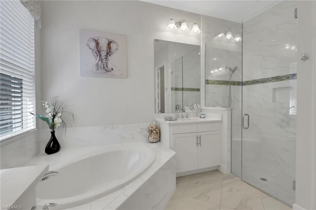 6394 Warwick Ave, Naples, FL 34113 Photo