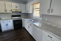 223 Rutledge Place  photo 4